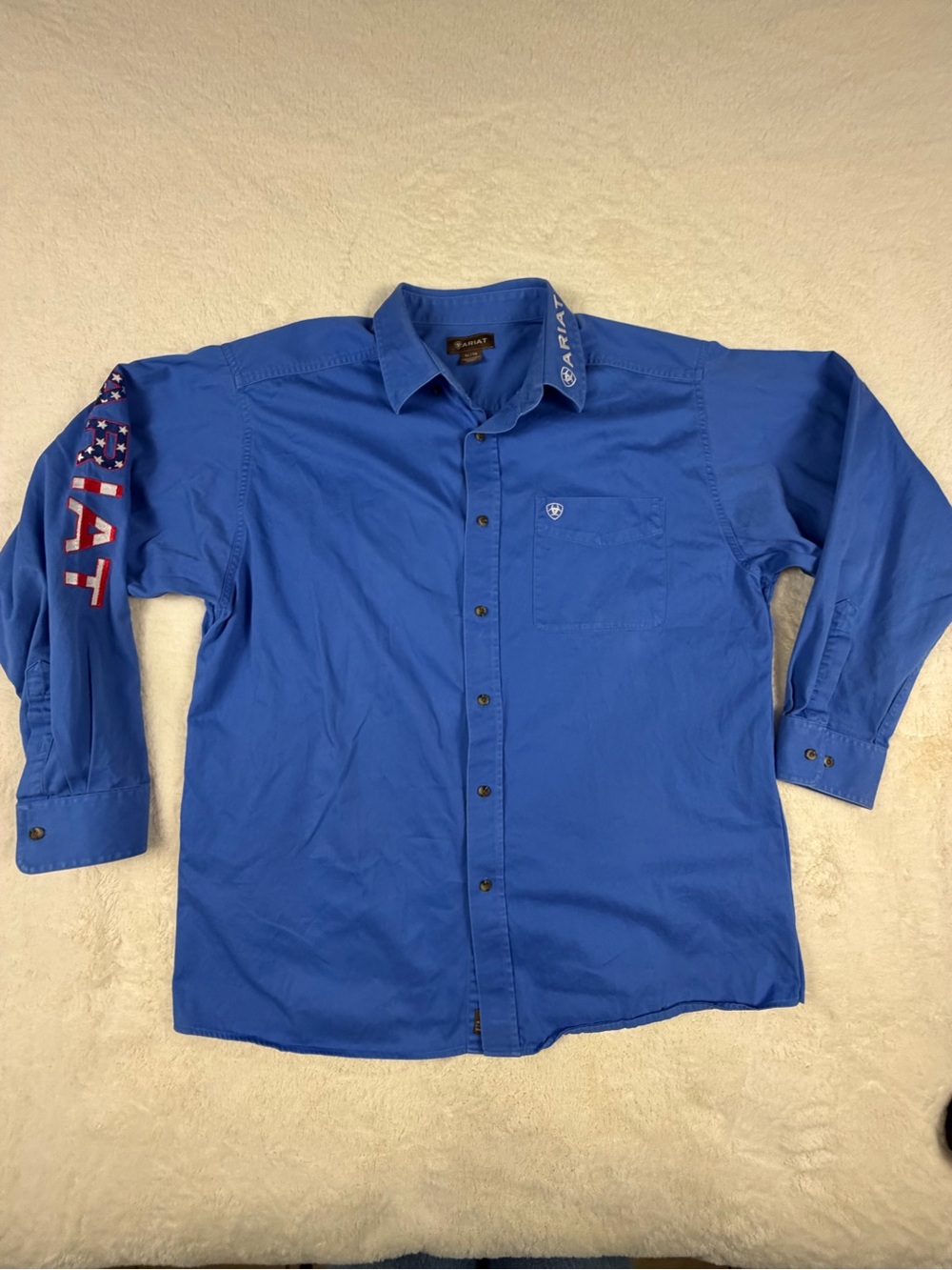 Ariat Royal Blue Men’s Long-Sleeve Button-Down Shirt with Sleeve Graphic XL